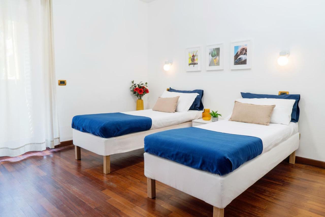 Four Bedroom Villa Near Metro Milan Extérieur photo