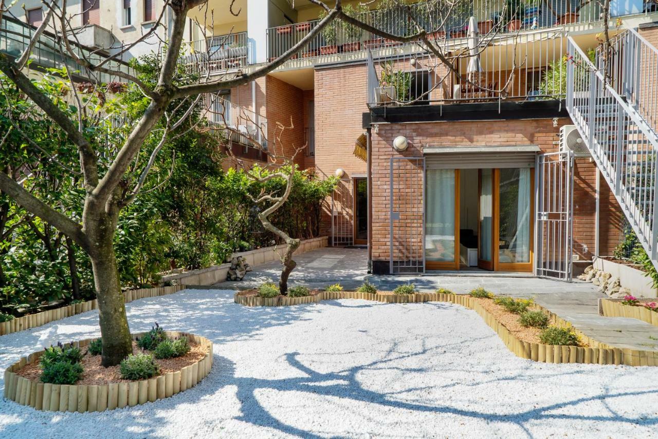 Four Bedroom Villa Near Metro Milan Extérieur photo